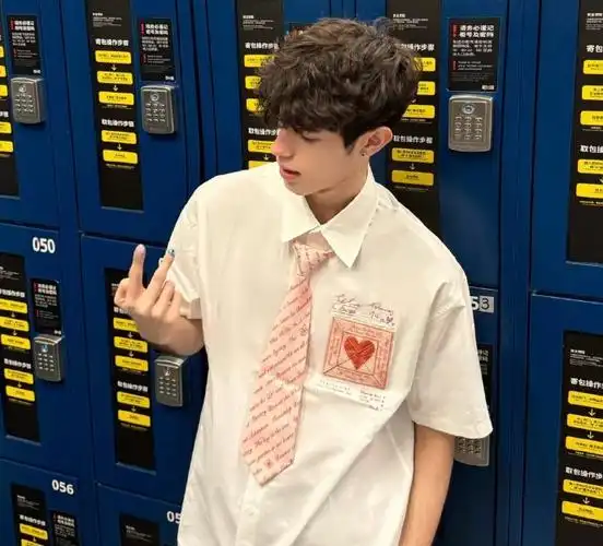 6686体育app初级作者Aubrey