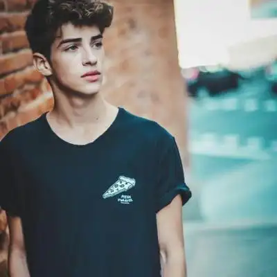 6686体育app首席作者Alistair